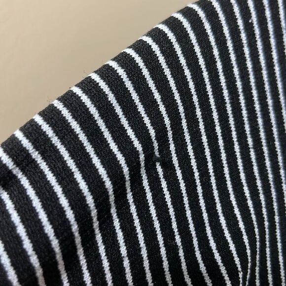 Lululemon Swiftly Tech Long Sleeve Crew Sz 6 Tempo Stripe Black White 613 - Picture 6 of 6